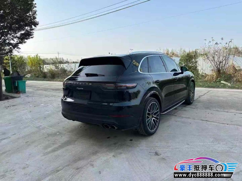 18年保时捷卡宴轿车抵押车出售