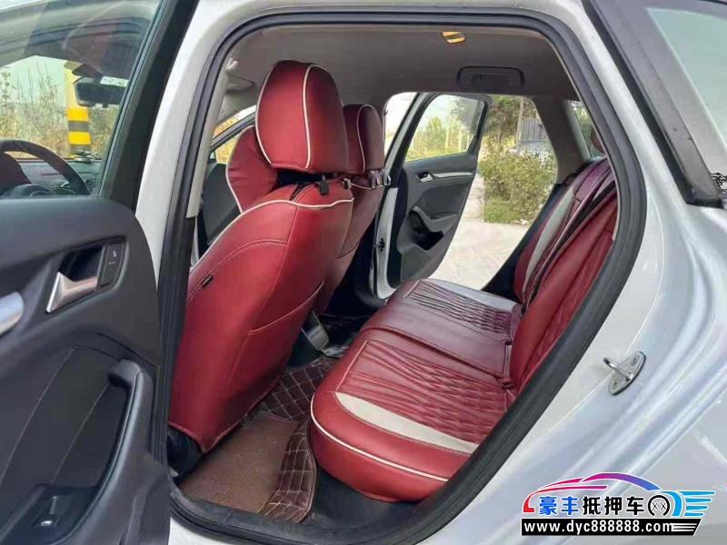 16年奥迪A3轿车抵押车出售