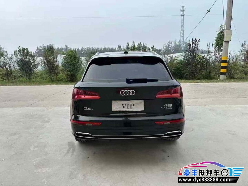 18年奥迪Q5轿车抵押车出售