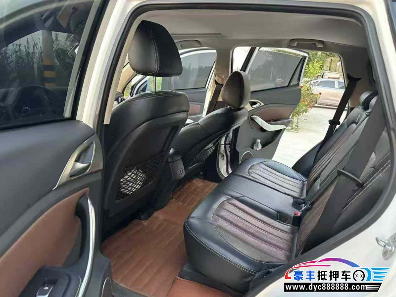 17年比亚迪宋轿车抵押车出售