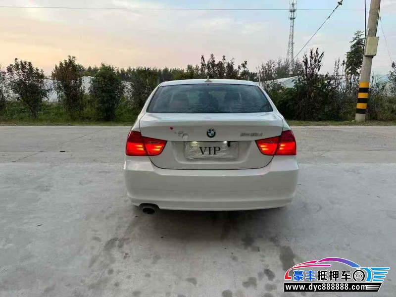 11年宝马3系轿车抵押车出售