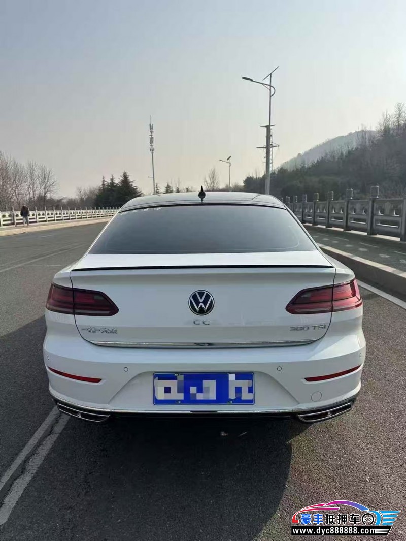 25年大众CC轿车抵押车出售