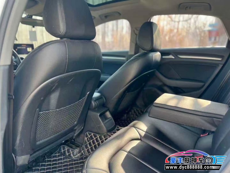 20年奥迪A3轿车抵押车出售