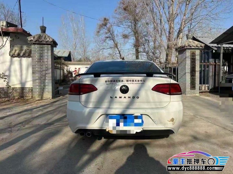 16年大众凌渡轿车抵押车出售