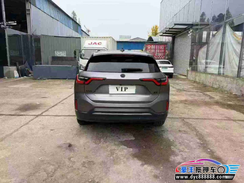 21年蔚来ES6轿车抵押车出售