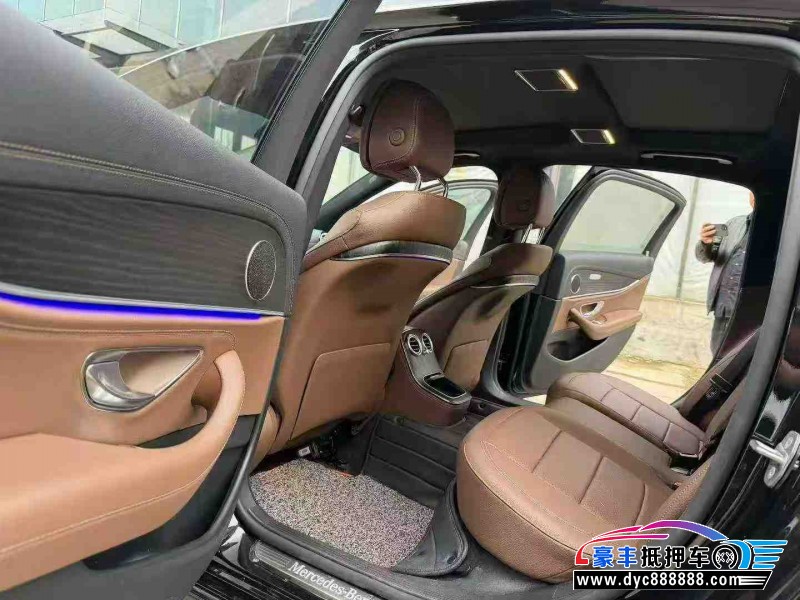 20年奔驰E轿车抵押车出售