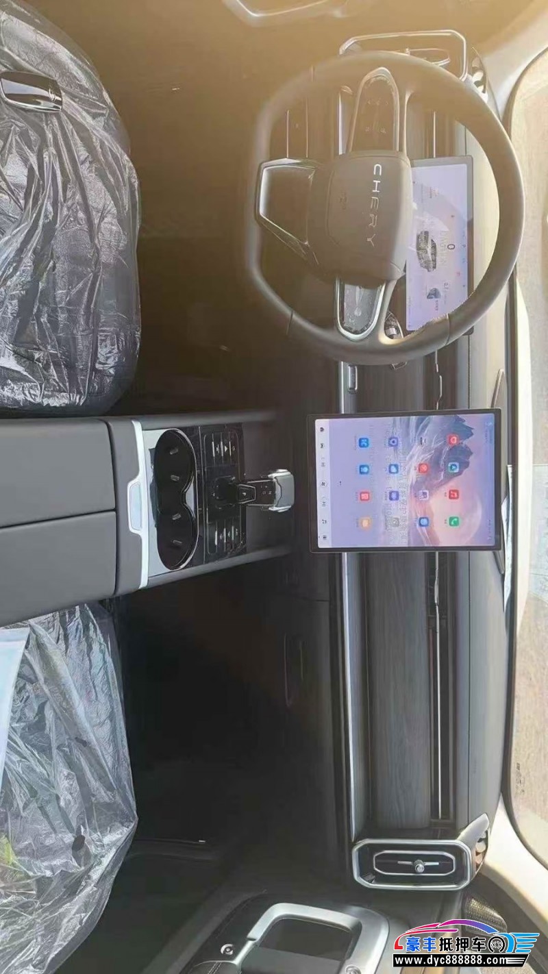 26年奇瑞探索轿车抵押车出售