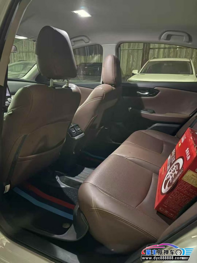 23年本田享域轿车抵押车出售