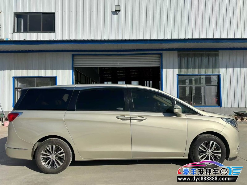 20年别克GL8轿车抵押车出售