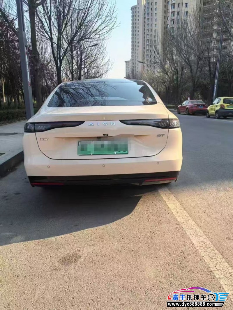 25年埃安RT轿车抵押车出售