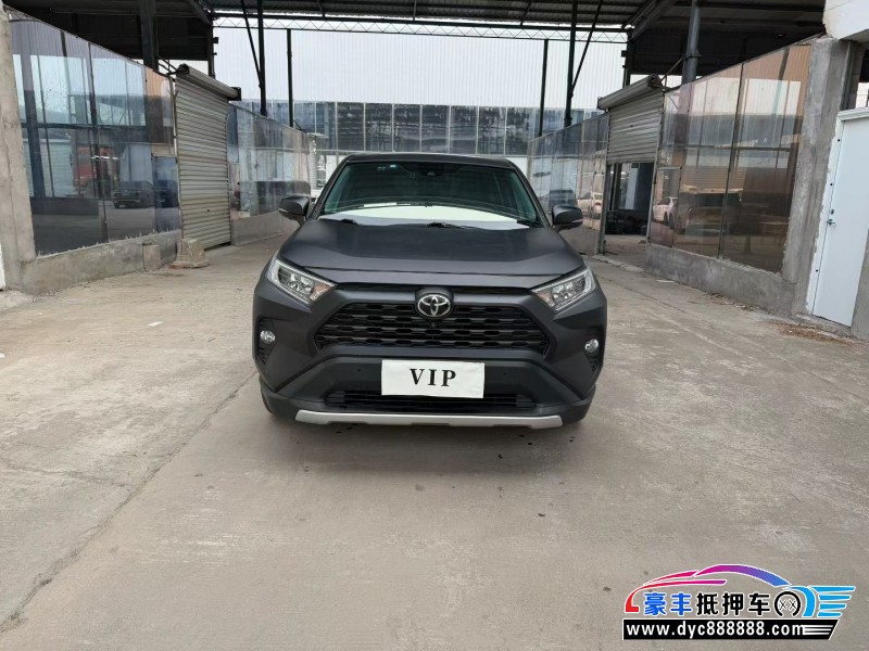 21年丰田RAV4轿车抵押车出售