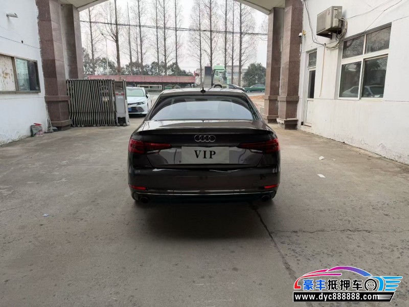 17年奥迪A4L轿车抵押车出售