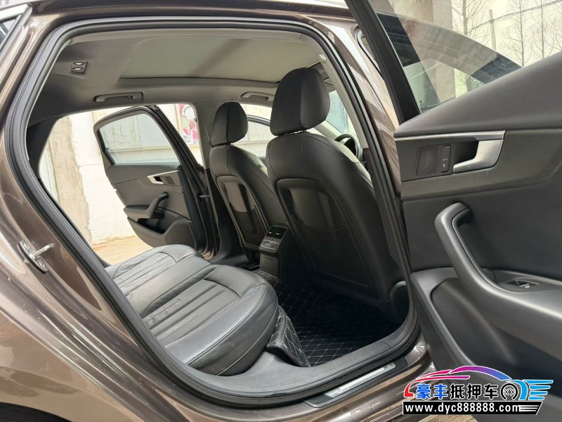 17年奥迪A4L轿车抵押车出售