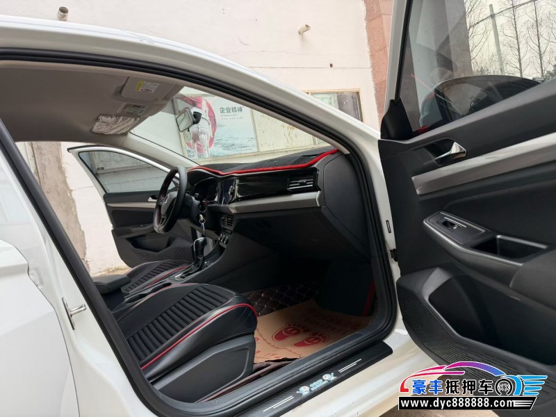 22年大众宝来轿车抵押车出售