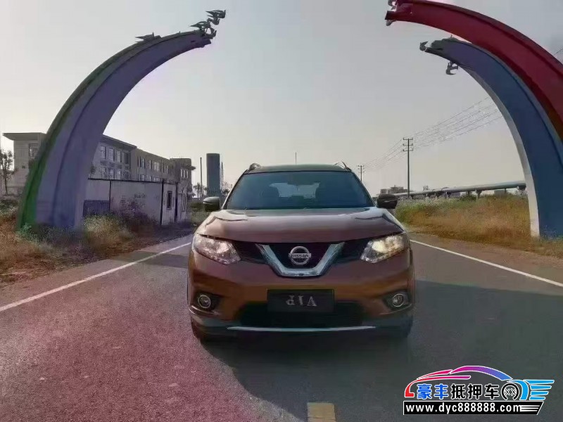 15年日产奇骏轿车抵押车出售