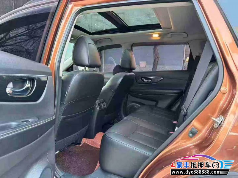 15年日产奇骏轿车抵押车出售