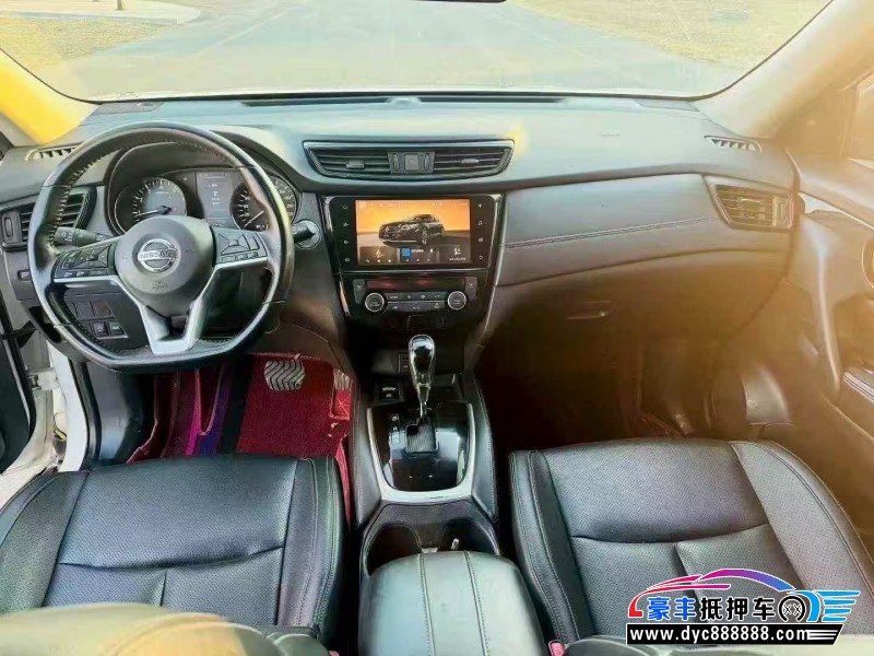 22年日产奇骏轿车抵押车出售