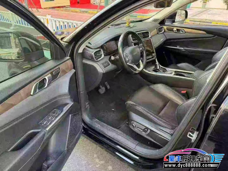 19年领克01轿车抵押车出售