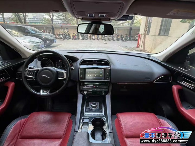 17年捷豹F-PACE轿车抵押车出售