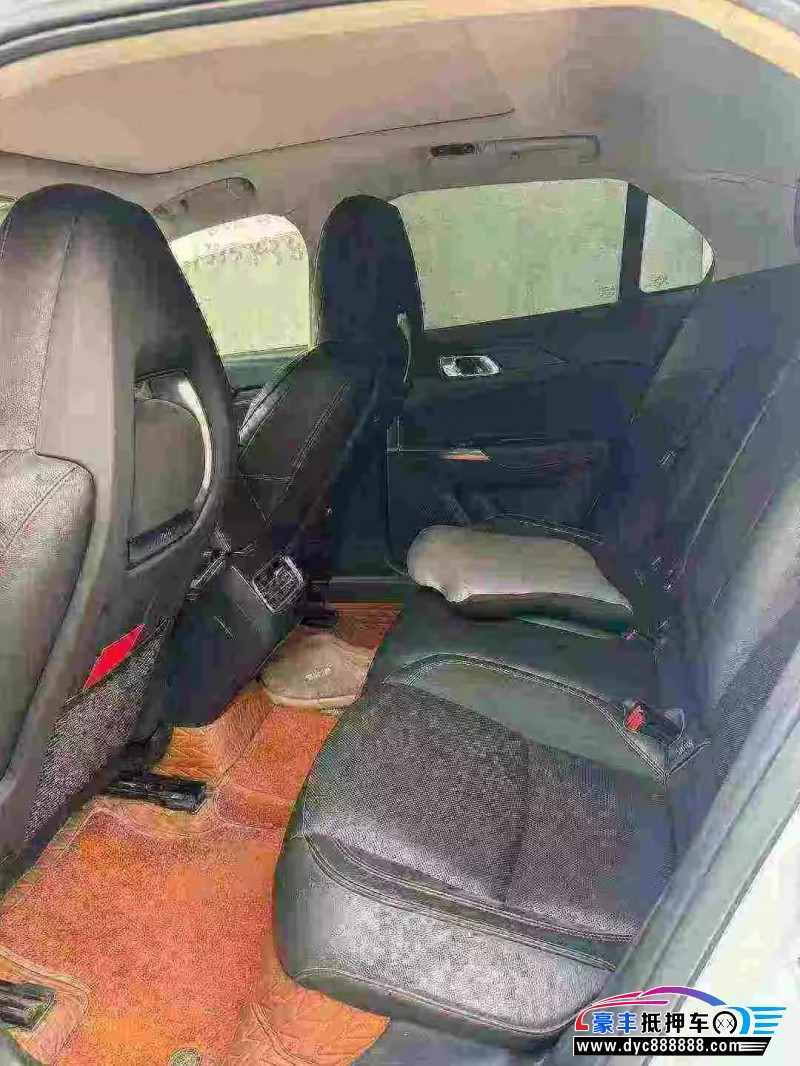 19年领克02轿车抵押车出售