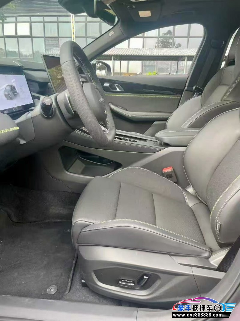 25年领克03轿车抵押车出售