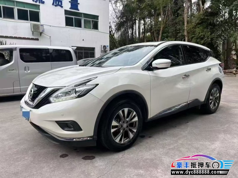 17年日产楼兰轿车抵押车出售