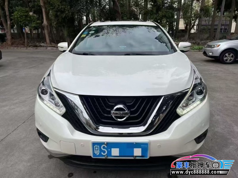 抵押车出售17年日产楼兰轿车