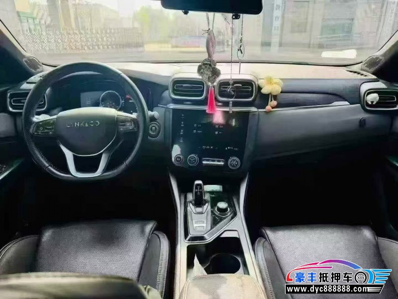 19年领克03轿车抵押车出售