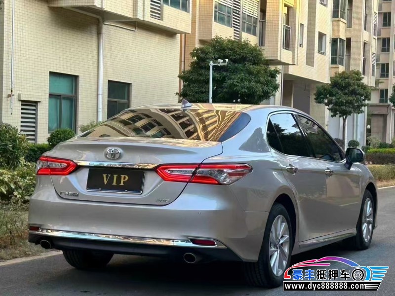 24年丰田凯美瑞轿车抵押车出售