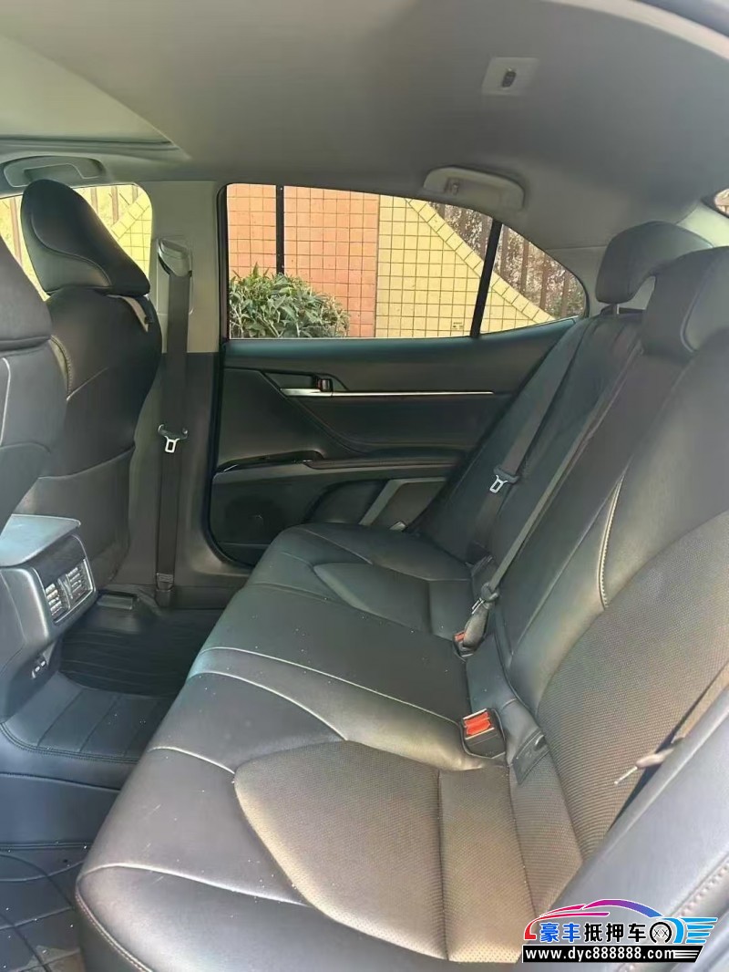 24年丰田凯美瑞轿车抵押车出售