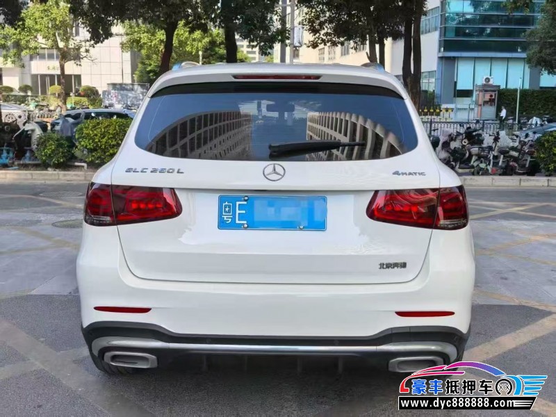 20年奔驰GLC轿车抵押车出售