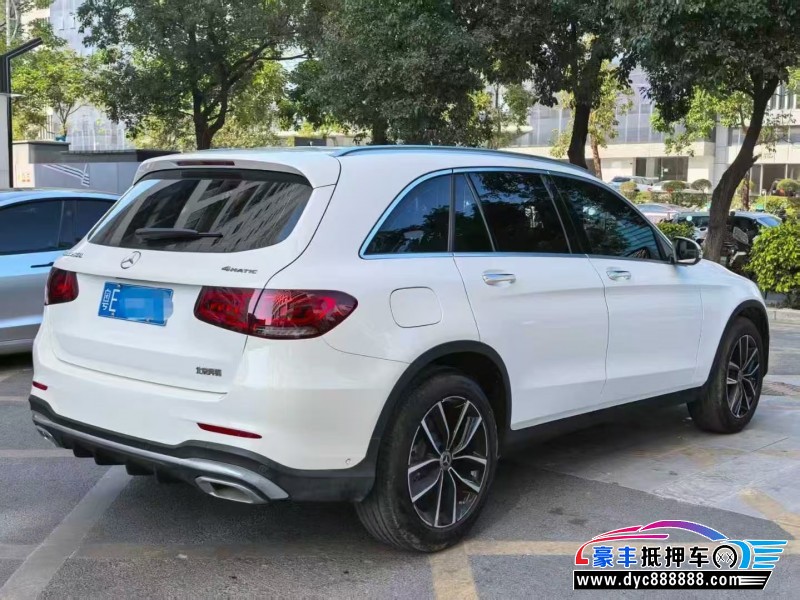 20年奔驰GLC轿车抵押车出售