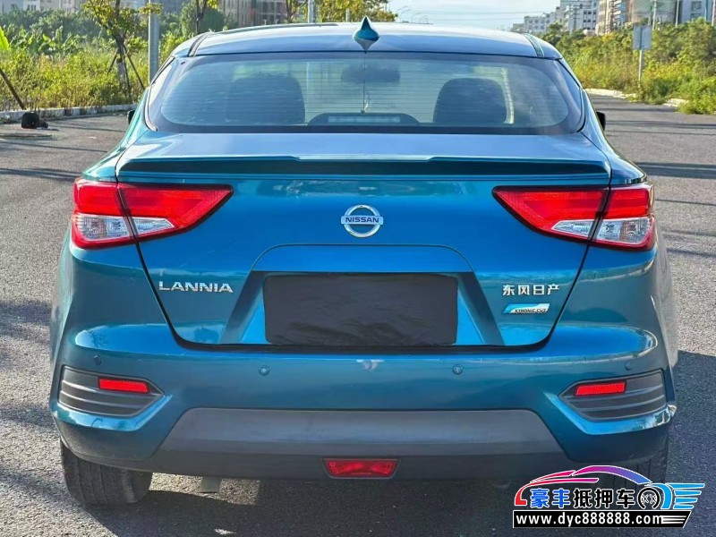 16年日产蓝鸟轿车抵押车出售