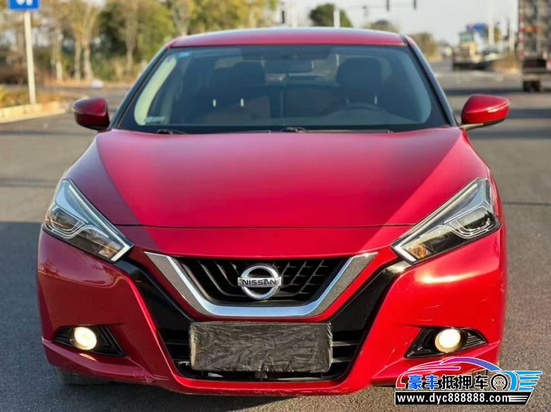 抵押车出售18年日产蓝鸟轿车