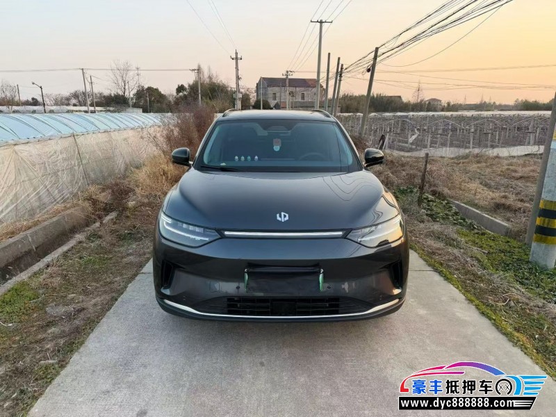 25年零跑C11轿车抵押车出售