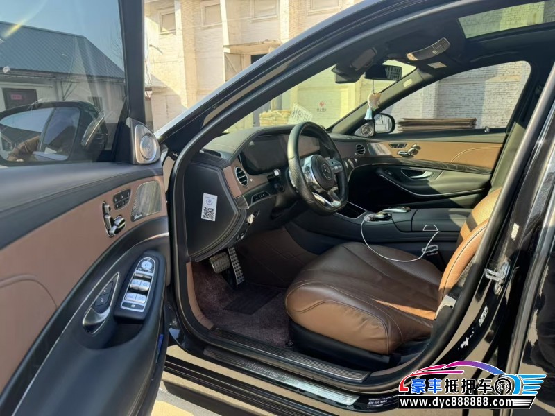 18年奔驰S轿车抵押车出售