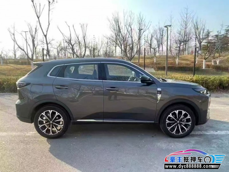 25年长安长安CS55轿车抵押车出售