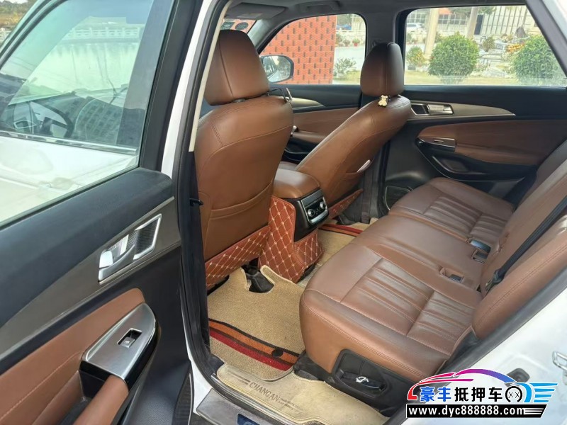 18年长安长安CS95轿车抵押车出售