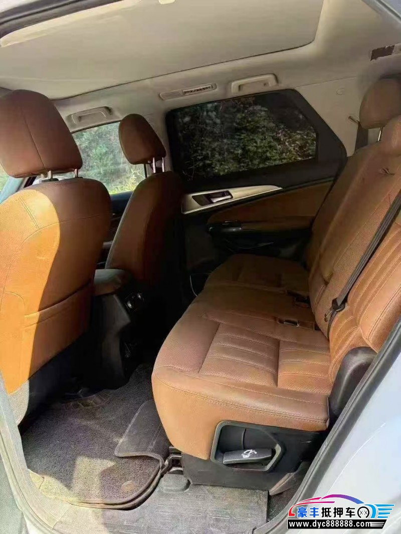 18年长安长安CS95轿车抵押车出售