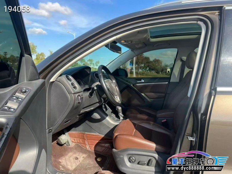 14年大众途观轿车抵押车出售