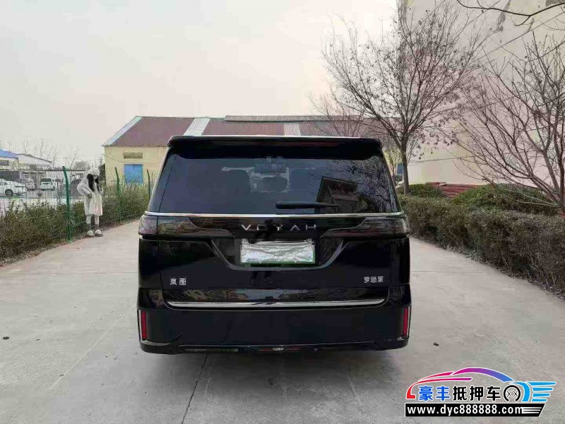 25年岚图梦想家轿车抵押车出售