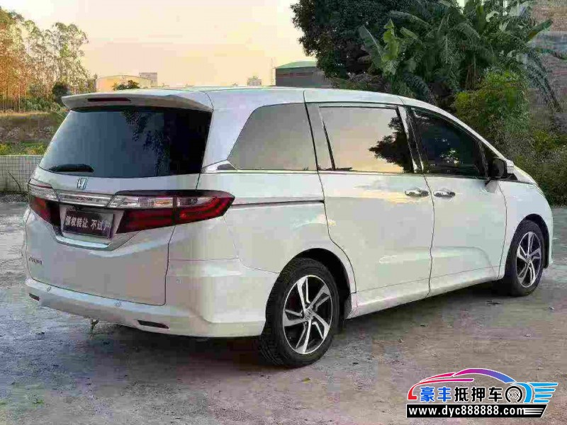 15年本田奥德赛轿车抵押车出售