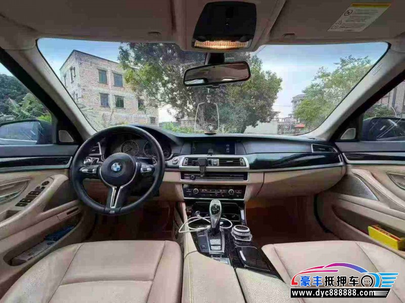 13年宝马5系轿车抵押车出售