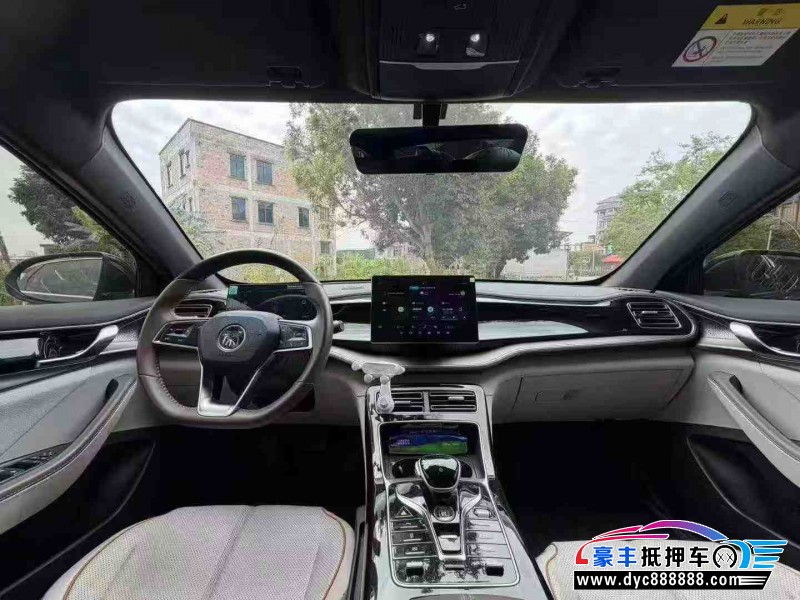 24年比亚迪秦轿车抵押车出售