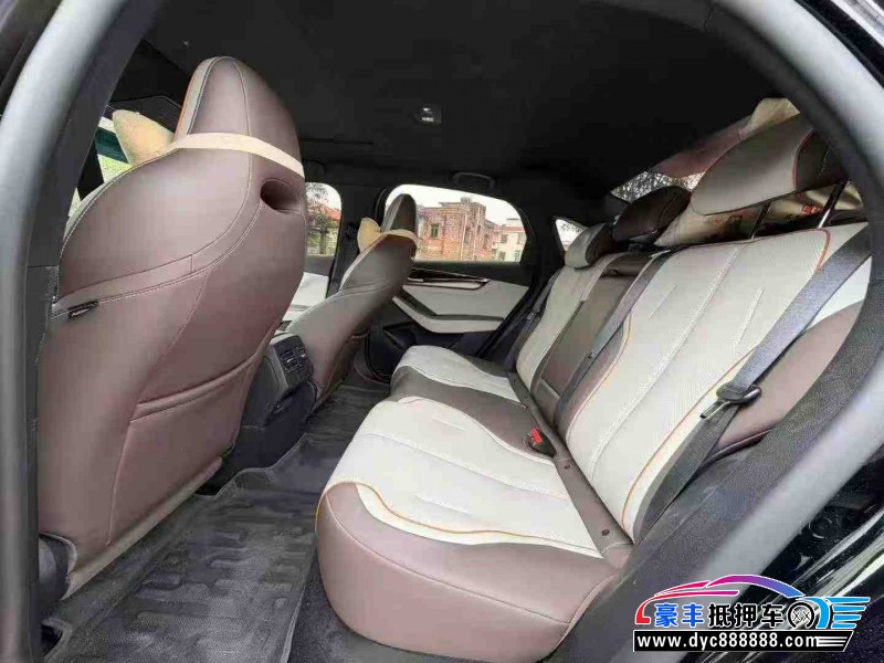 24年比亚迪秦轿车抵押车出售