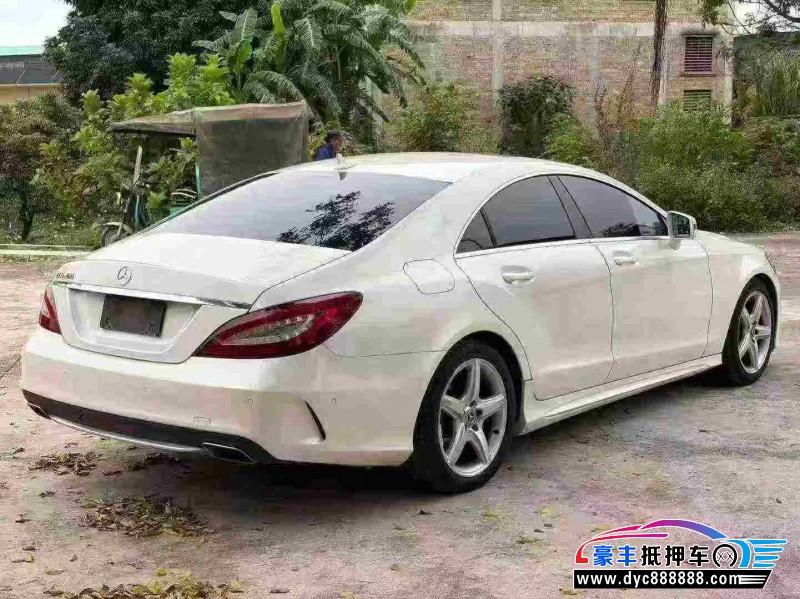 17年奔驰CLS轿车抵押车出售