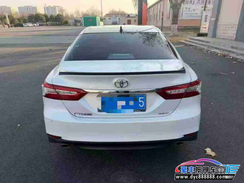 22年丰田凯美瑞轿车抵押车出售