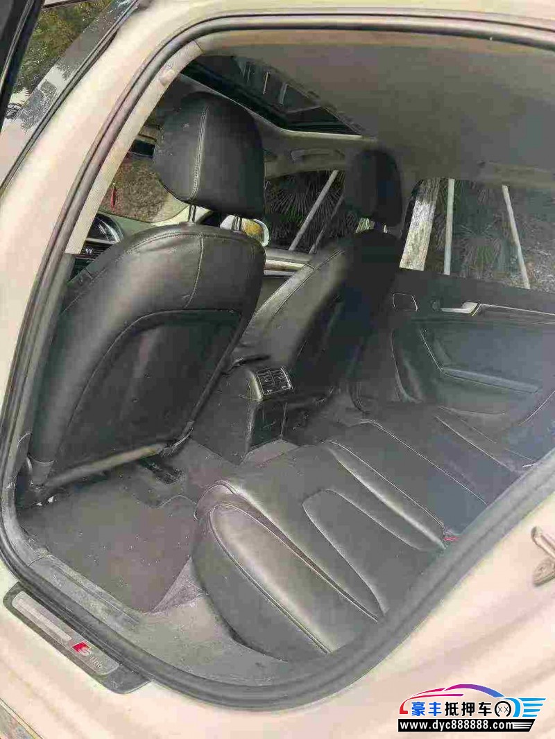 16年奥迪A4L轿车抵押车出售