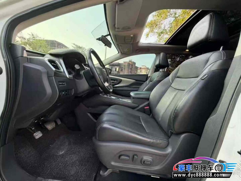 22年日产楼兰轿车抵押车出售