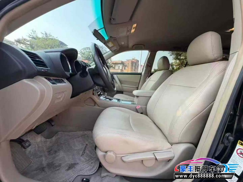 13年丰田汉兰达轿车抵押车出售